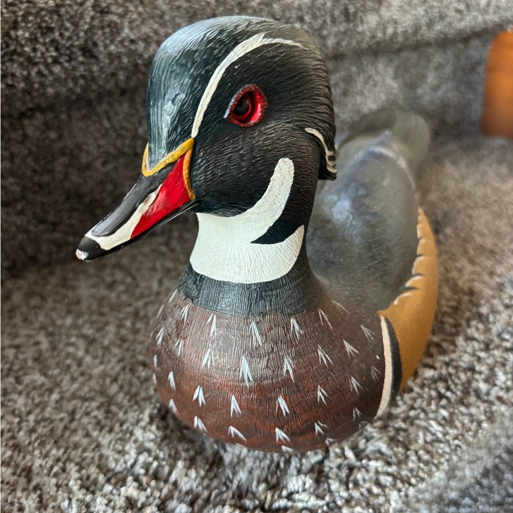 Elegant Mallard Wood Duck Decor